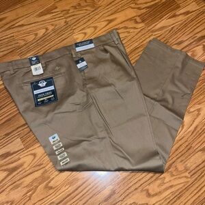 Dockers Signature Pleated Khaki Pants Mens Size 46 X 32 Iron Free Flex Waist New